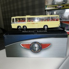 Atlas Editions Classic Coach