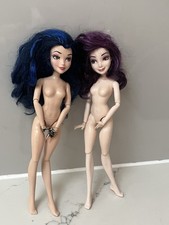 Disney Descendants Mal and