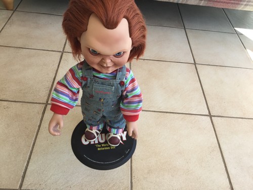 Sideshow collectibles chucky - sideshow,