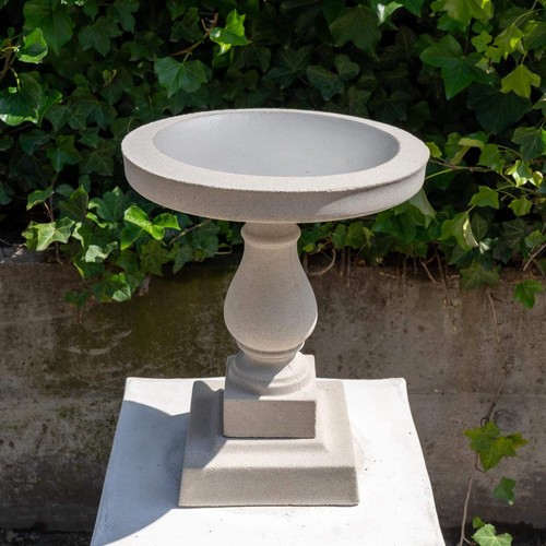 Classic sandstone garden - classic,