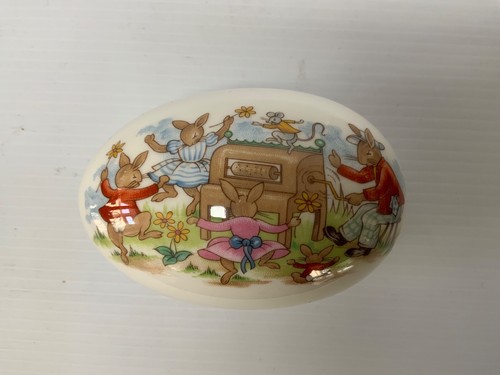 Royal doulton bunnykins - bunnykins, egg