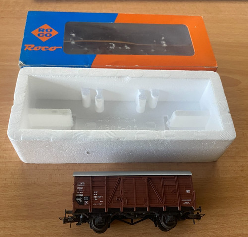 Roco 4305a covered freight - ho,