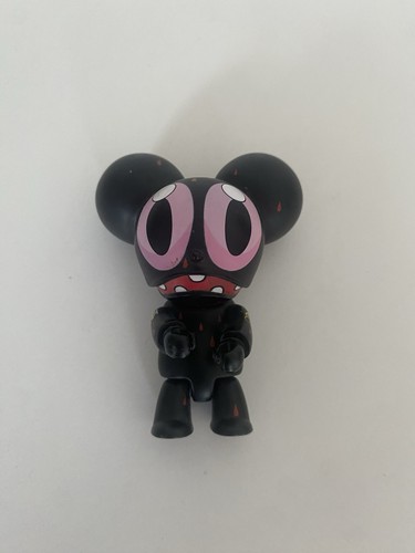 Dalek art figure dunny - dalek,