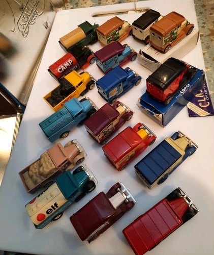 Bundle corgi cars t - of, 17