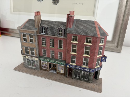 Metcalfe scale buildings - metcalfe,