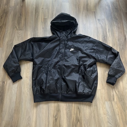 Bnwt nike sportswear - nike,