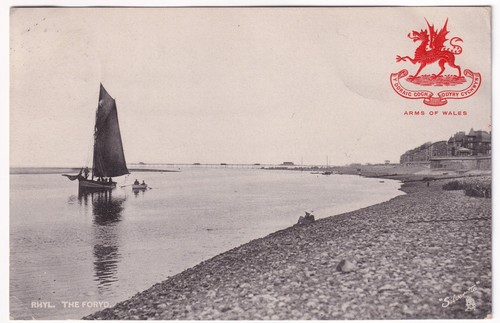 Rhyl the foryd boat - rhyl,