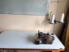 Singer industrial overlocker