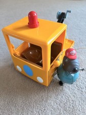 PEPPA PIG Grandad Dog Talking Breakdown Recovery Vehicle. Tow Truck toy VGC
