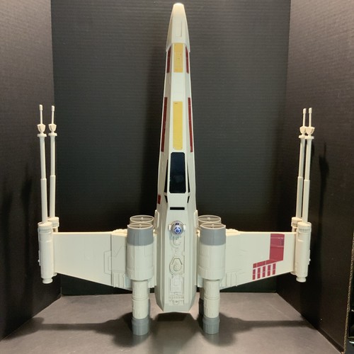 Star wars giant wing fighter - star,