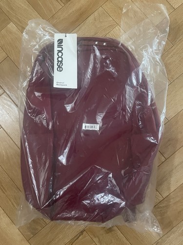 Incase district back pack - incase,