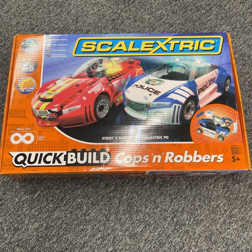 Scalextric quickbuild cops - scalextric,