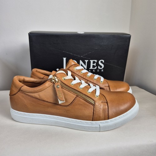 Jones bootmaker 42 tan - 9,