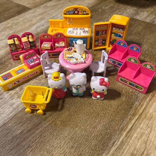 Hello kitty sanrio dollhouse - kitty,