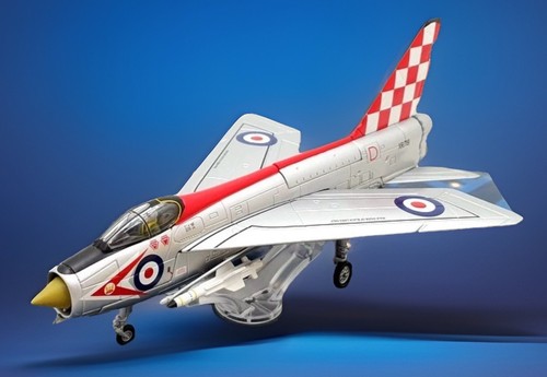 Corgi scale aa32308 - scale,