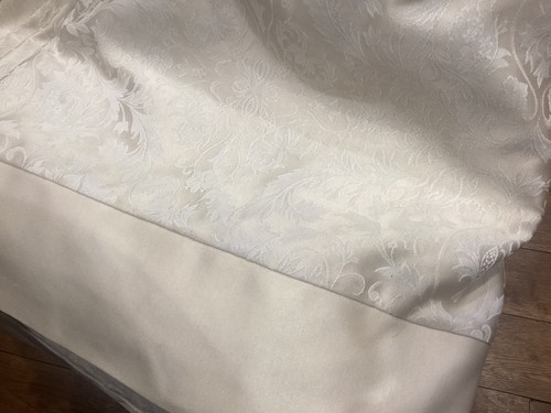 Dorma luxury pale gold - dorma, deep