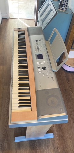 Yamaha dgx 620 keys - 88,