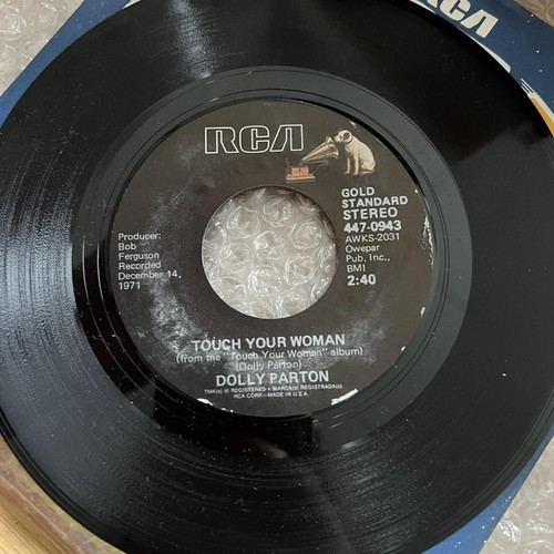 Dolly parton coat of - -,