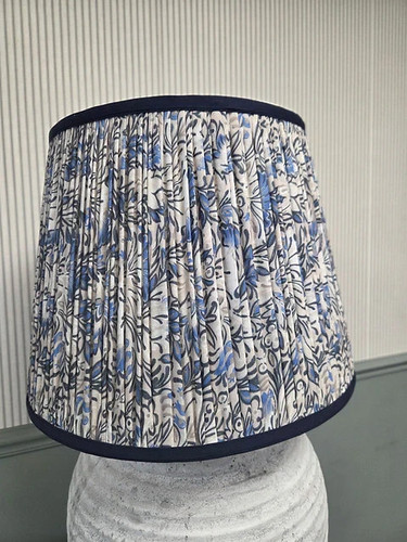 Floral pleated ceiling - pleated,