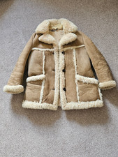 GENUINE RETRO SHEEPSKIN