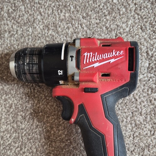 Milwaukee m18 blpdrc 18v - milwaukee,