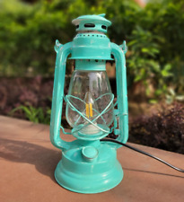 Vintage style Hurricane Retro