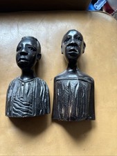 Bin african hand carved - 2,