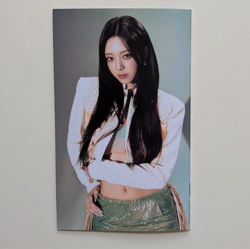 Itzy motto official yuna - itzy,