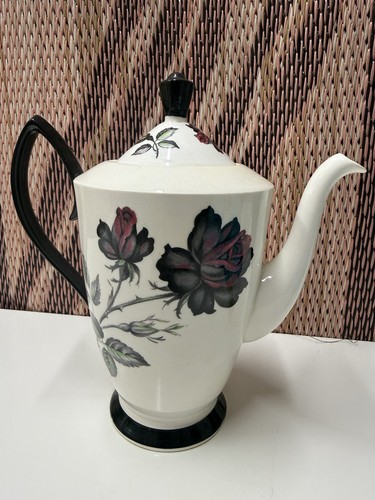 Royal albert masquerade bone - albert,