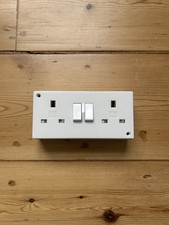 MK Logic plus Double Socket