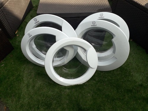 Indesit washing machine - washing, doors