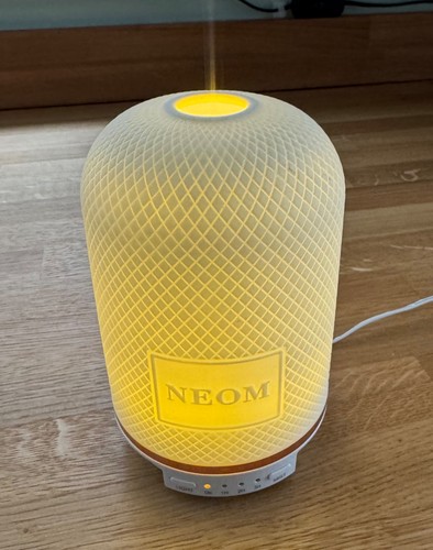 Neom wellbeing essential oil - neom,