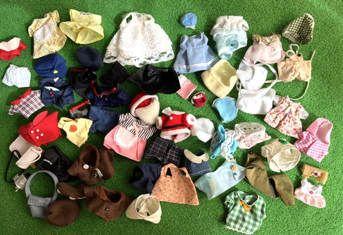 Sylvanian families clothes - ,