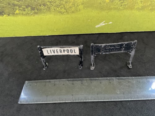 Vintage cherilea lead railway - lead,