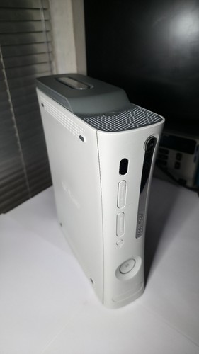 Xbox 360 console - console, 20gb