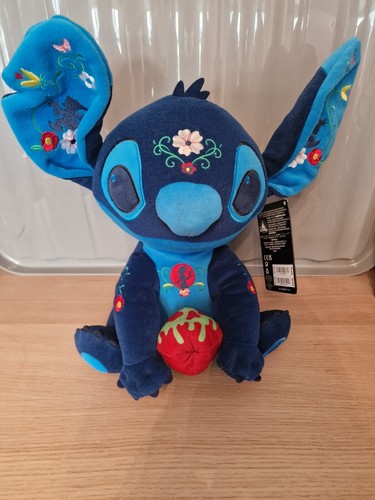 Disney store stitch - stitch, crashes