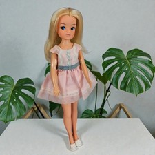 Vintage Pedigree Sindy Doll