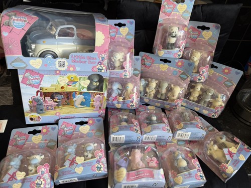 Blue nose friends figures - blue,