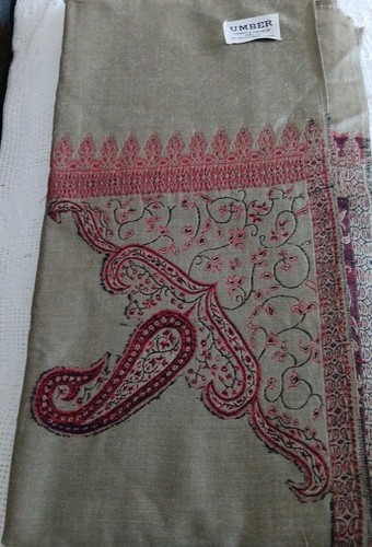 Beautiful shawl brown and - beautiful, in