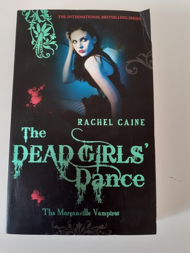 The morganville vampires - the,