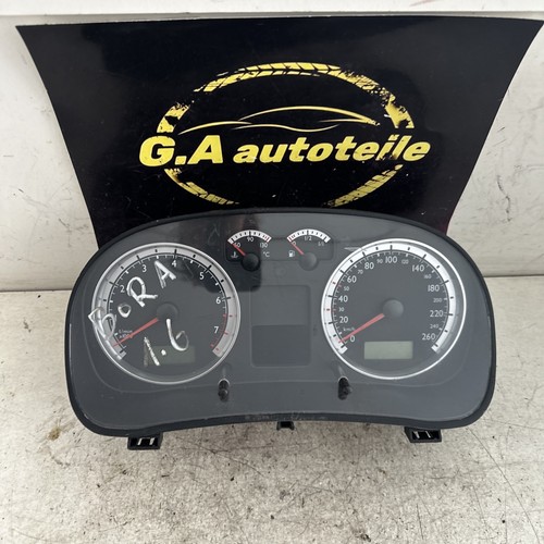 Speedometer instrument cluster