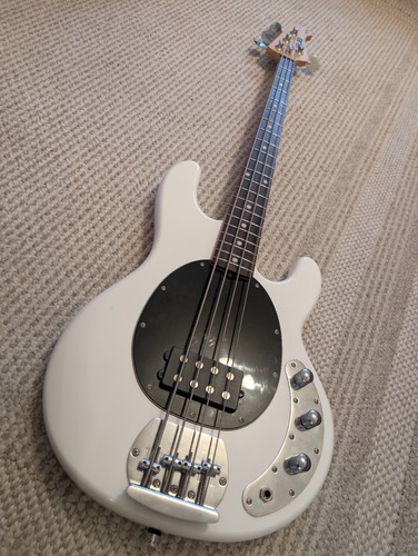 Sterling musicman sub - musicman,