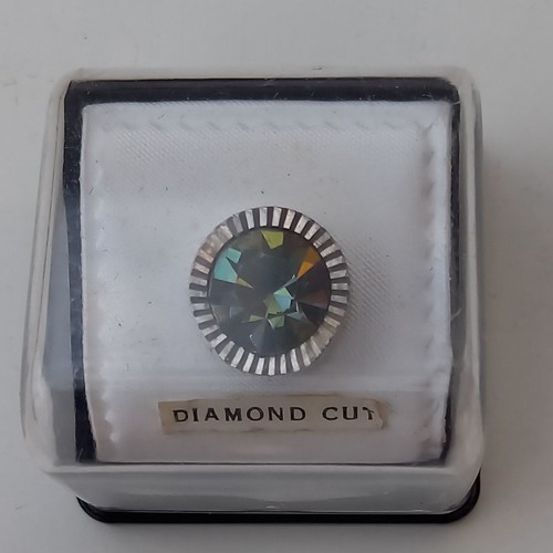 Diamond cut tie - tie, with