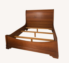 Stickley Queen Wood Sleigh Bed