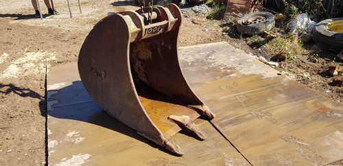 550mm excavator trenching - 550mm,