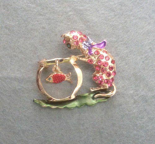 New goldtone cat - new,