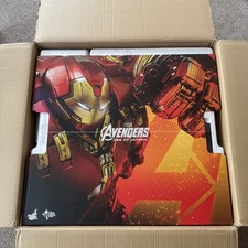 Hot Toys Hulkbuster Deluxe 1:6