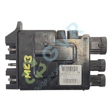 RENAULT MEGANE DYNAMIQUE TOMTOM VVT MK32008-2010 Battery Fuse Box 243800010R