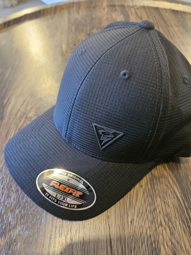 Oakley new era - oakley, tech