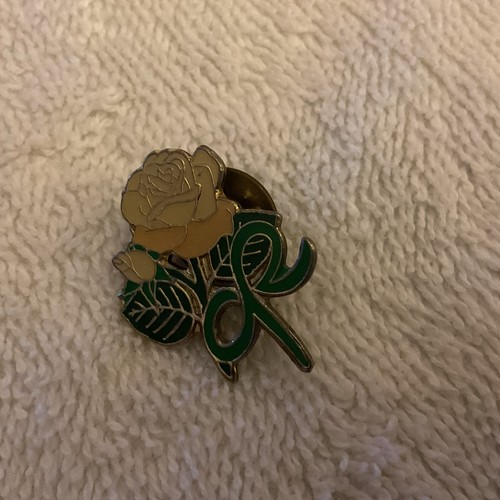 Macmillan green yellow rose - yellow,